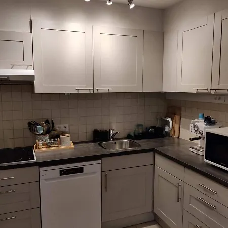 Chez Lola A Apartament *